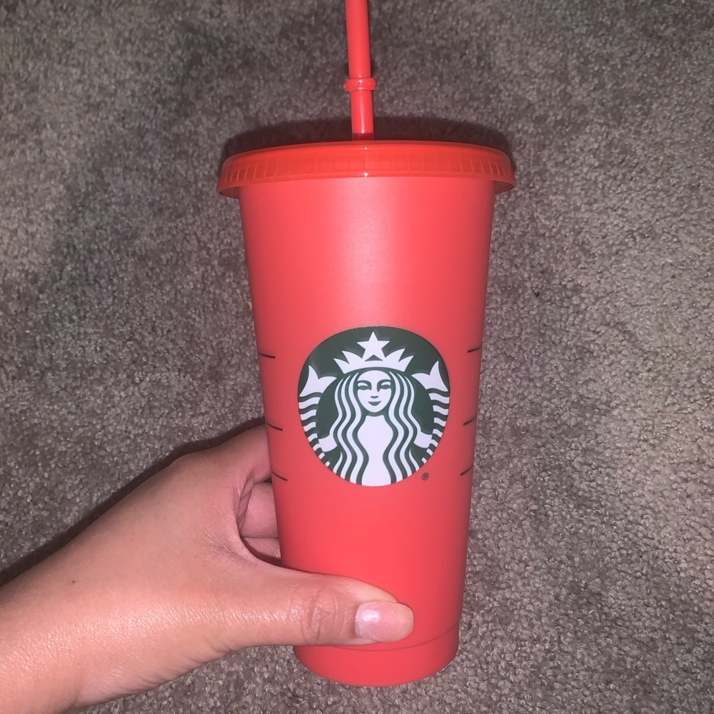 Starbucks color changing cup